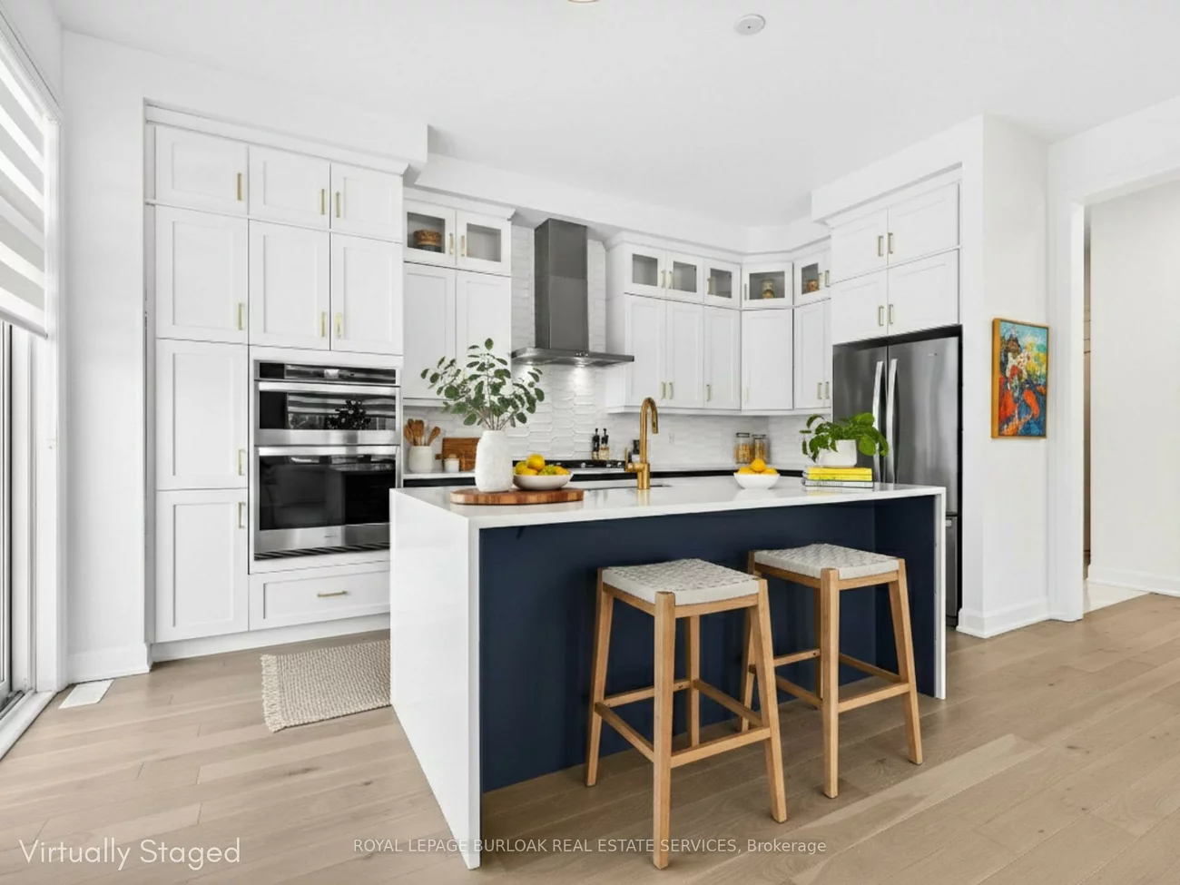 1404, Lynx, 1010 - JM Joshua Meadows, Oakville