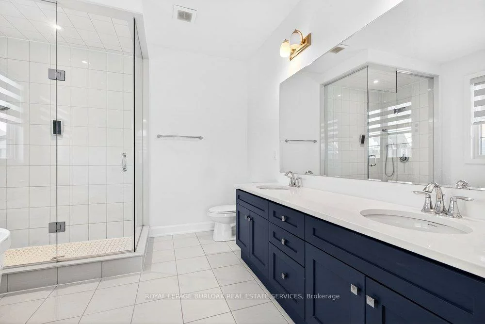 1404, Lynx, 1010 - JM Joshua Meadows, Oakville