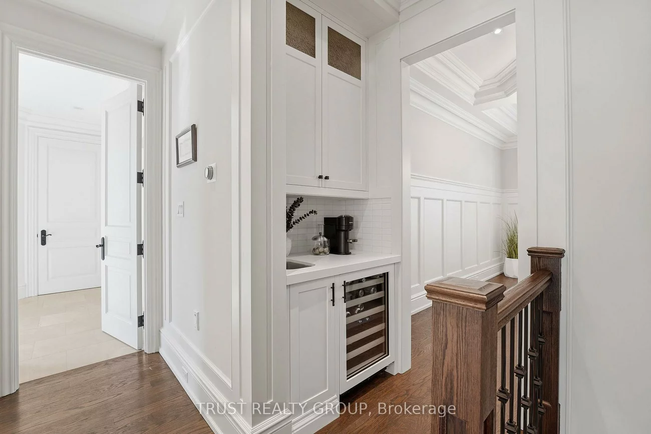 1372, Duncan, 1011 - MO Morrison, Oakville