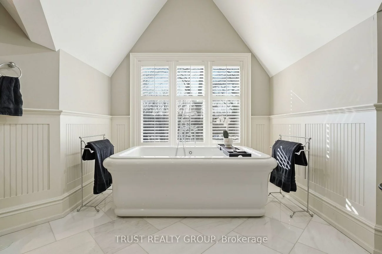 1372, Duncan, 1011 - MO Morrison, Oakville