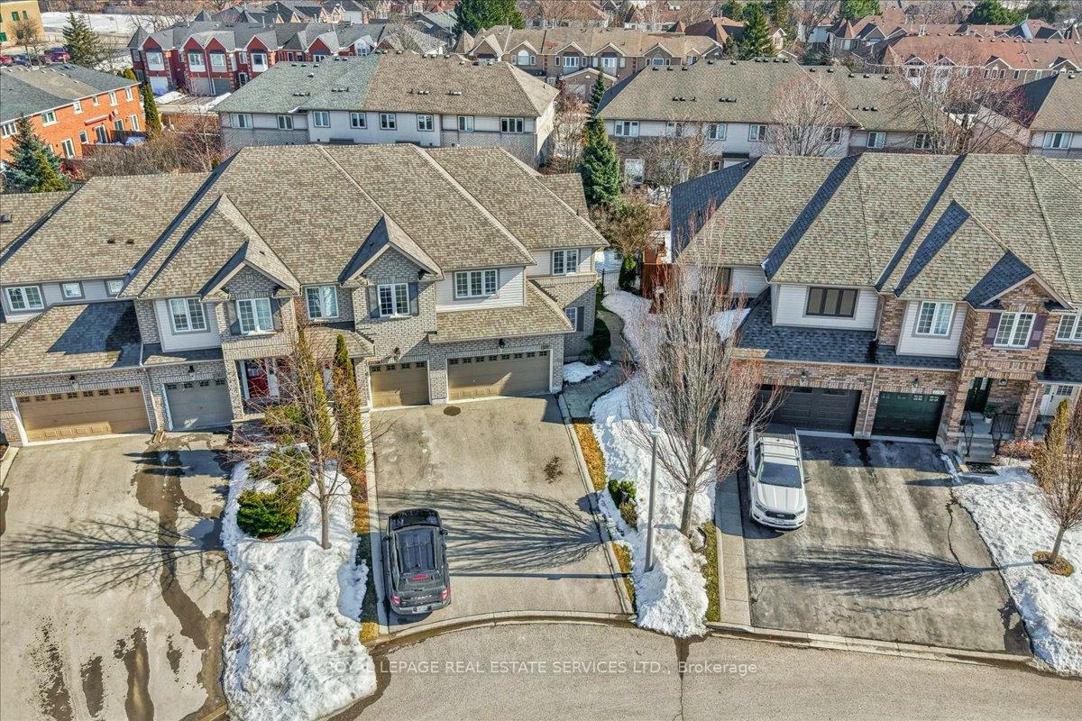 2157, Forest Gate, 1022 - WT West Oak Trails, Oakville