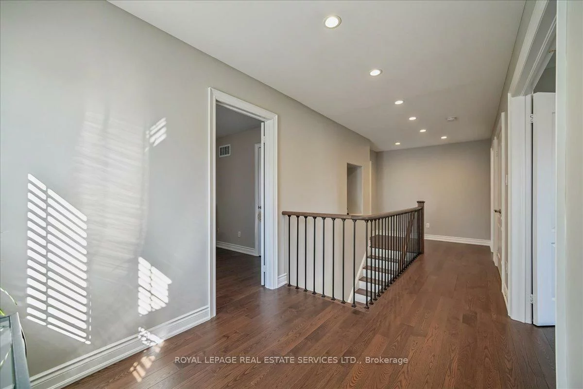 2157, Forest Gate, 1022 - WT West Oak Trails, Oakville