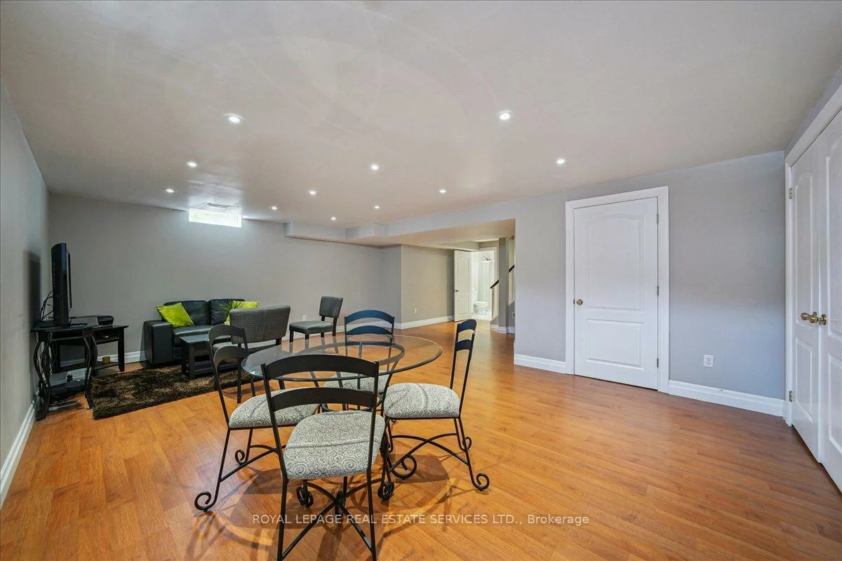 2157, Forest Gate, 1022 - WT West Oak Trails, Oakville