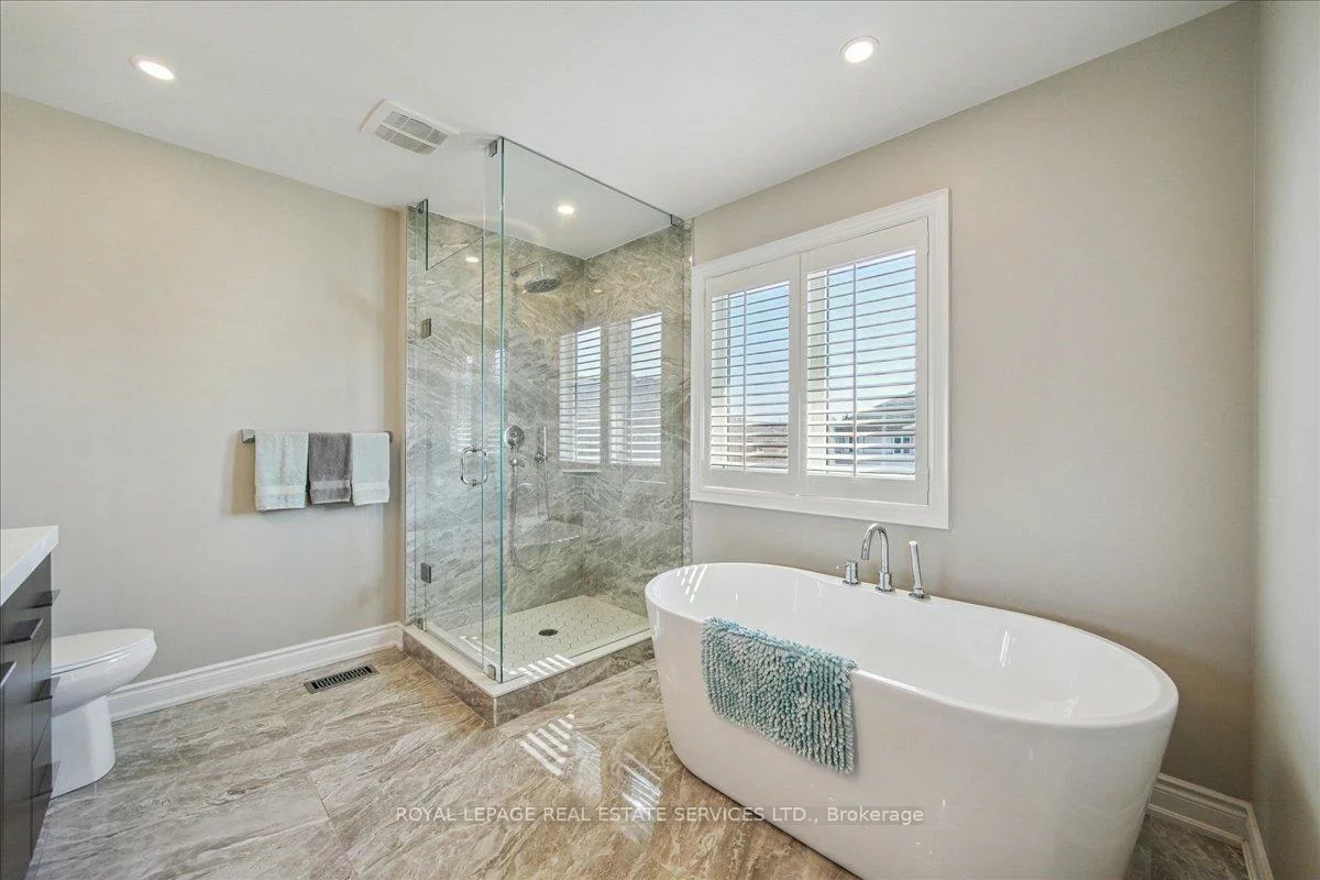 2157, Forest Gate, 1022 - WT West Oak Trails, Oakville