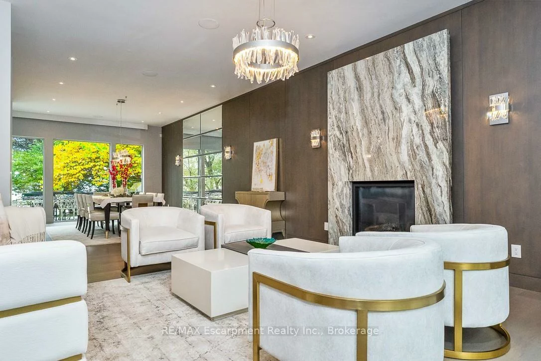 2250, Chancery, 1006 - FD Ford, Oakville