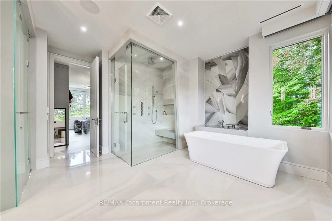 2250, Chancery, 1006 - FD Ford, Oakville