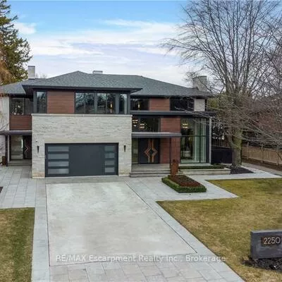 2250, Chancery, 1006 - FD Ford, Oakville