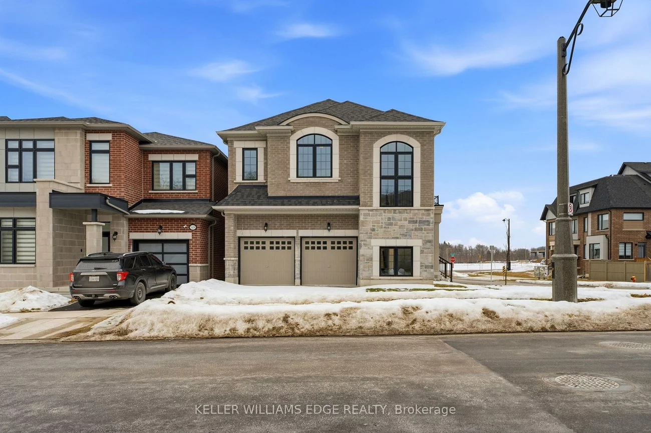 132, Settlers, 1008 - GO Glenorchy, Oakville