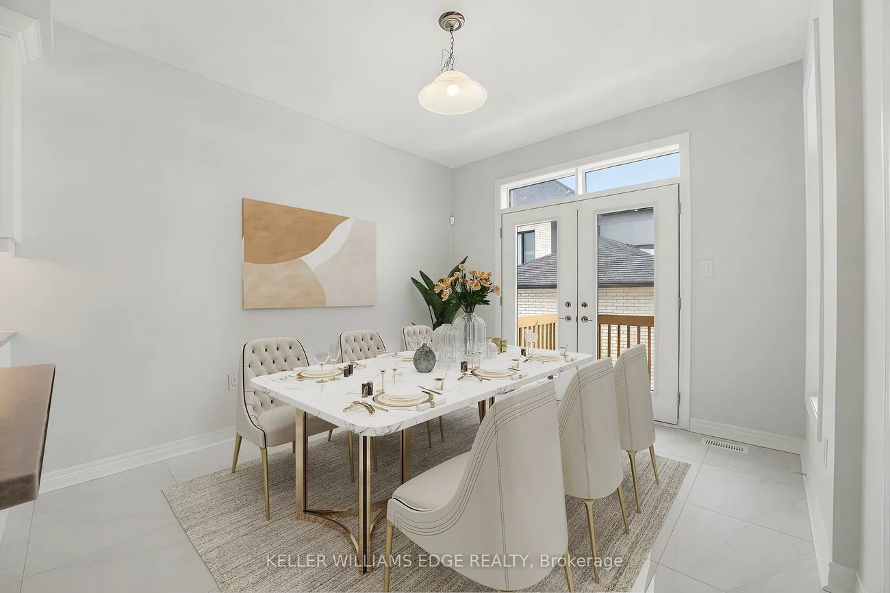 132, Settlers, 1008 - GO Glenorchy, Oakville