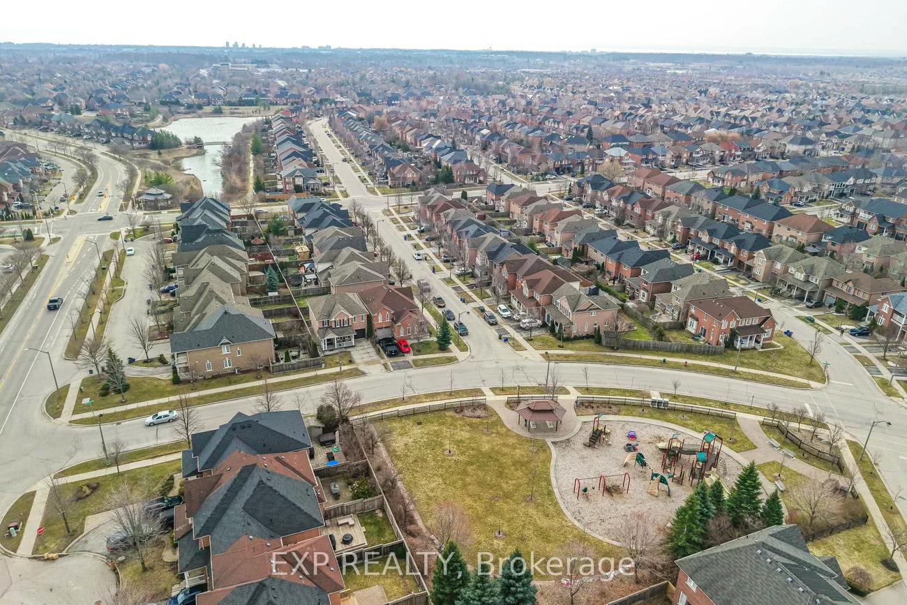 2210, Fairmount, 1019 - WM Westmount, Oakville