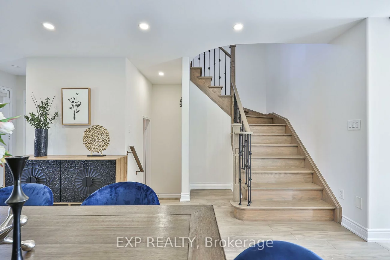 2210, Fairmount, 1019 - WM Westmount, Oakville