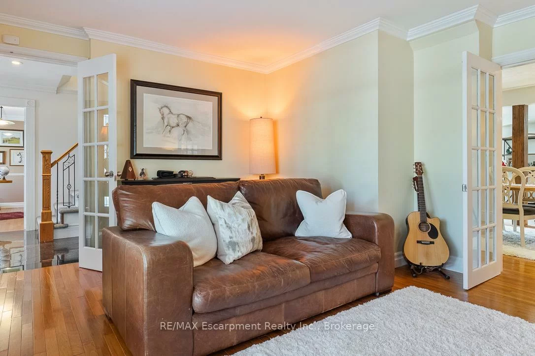 24, Birkbank, 1006 - FD Ford, Oakville