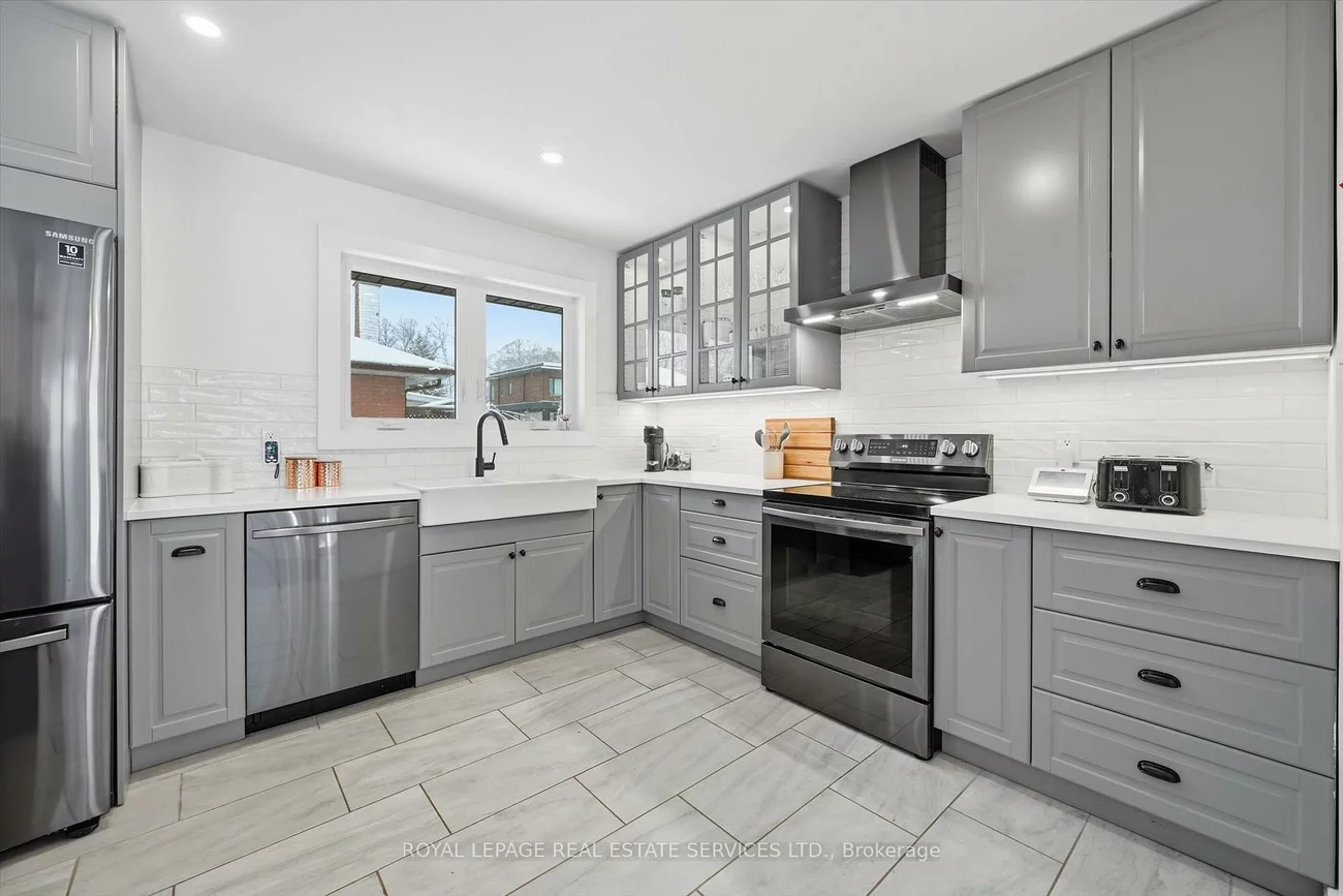 1151, Sarta, 1020 - WO West, Oakville