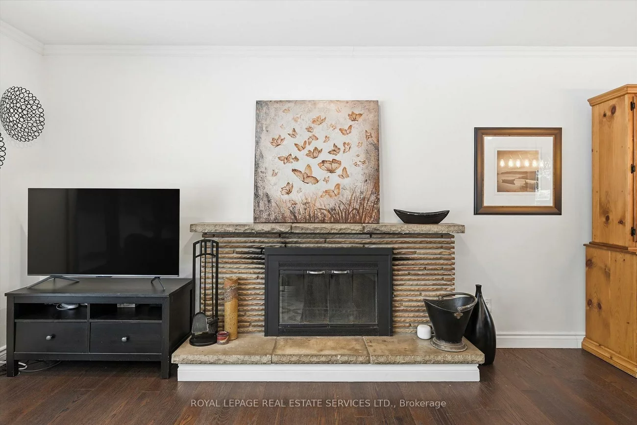 1151, Sarta, 1020 - WO West, Oakville