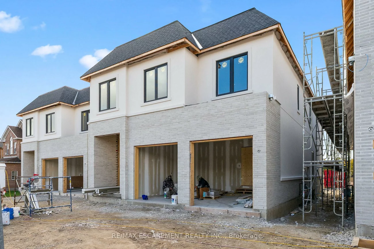 2350, Eighth, 1018 - WC Wedgewood Creek, Oakville