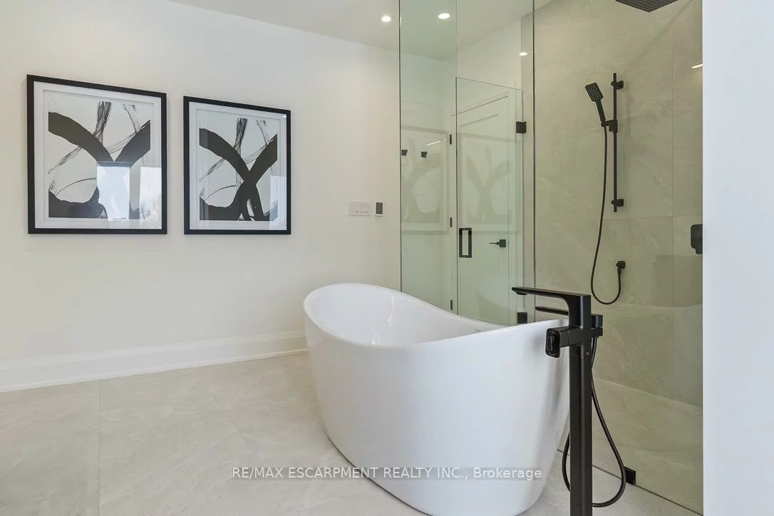 2350, Eighth, 1018 - WC Wedgewood Creek, Oakville