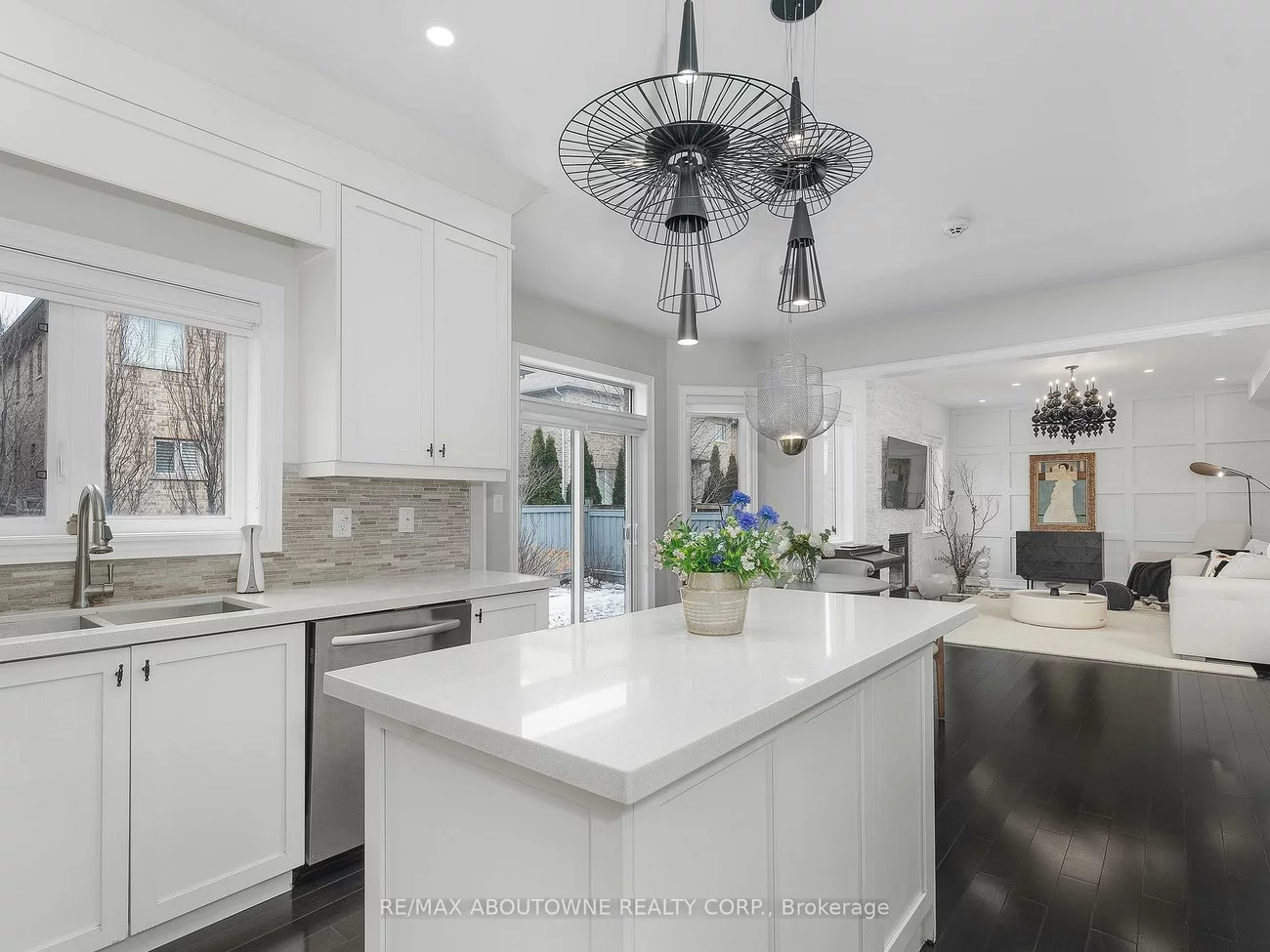 591, Hidden Trail, 1008 - GO Glenorchy, Oakville