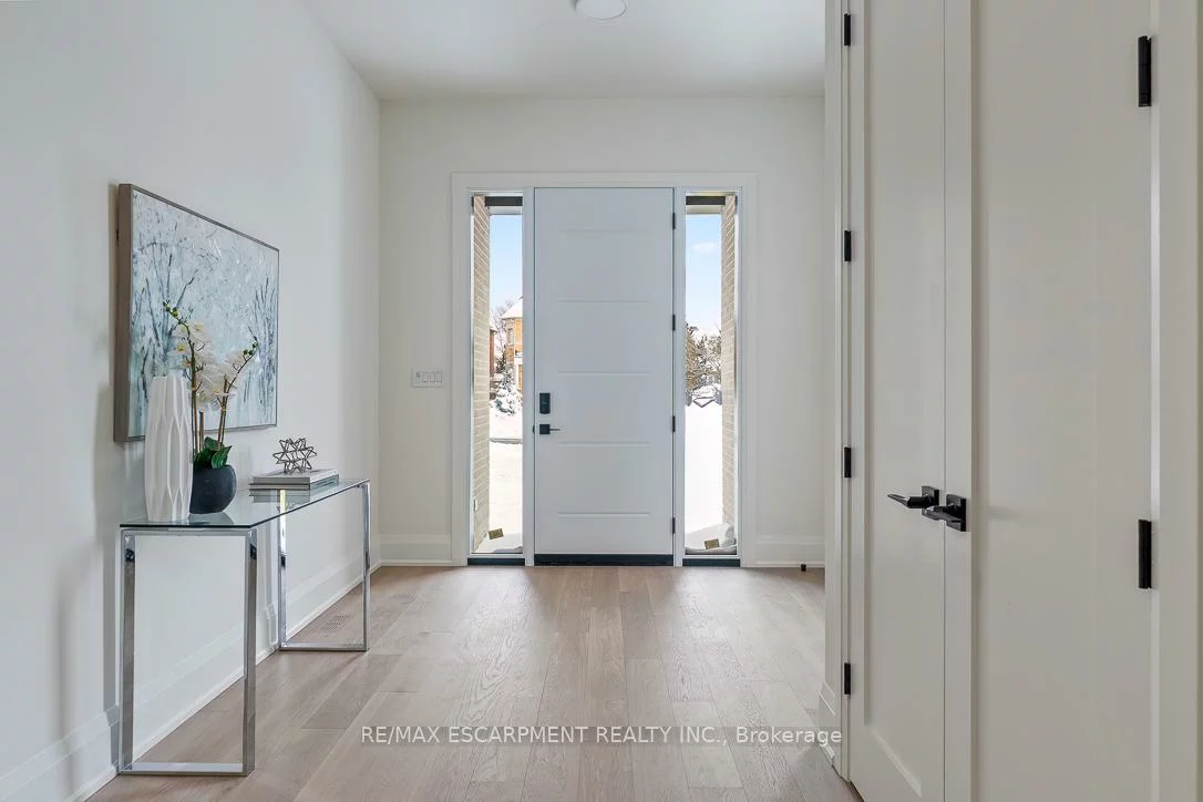 2354, Eighth, 1018 - WC Wedgewood Creek, Oakville