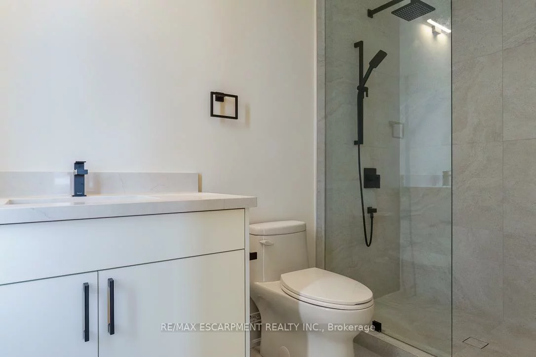 2354, Eighth, 1018 - WC Wedgewood Creek, Oakville