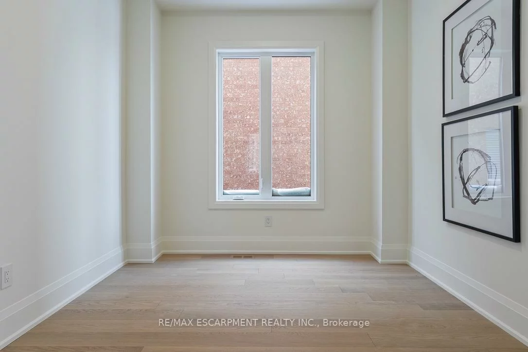 2354, Eighth, 1018 - WC Wedgewood Creek, Oakville