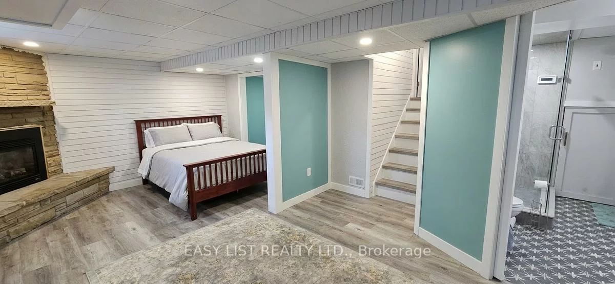 1320, Odessa, 1003 - CP College Park, Oakville