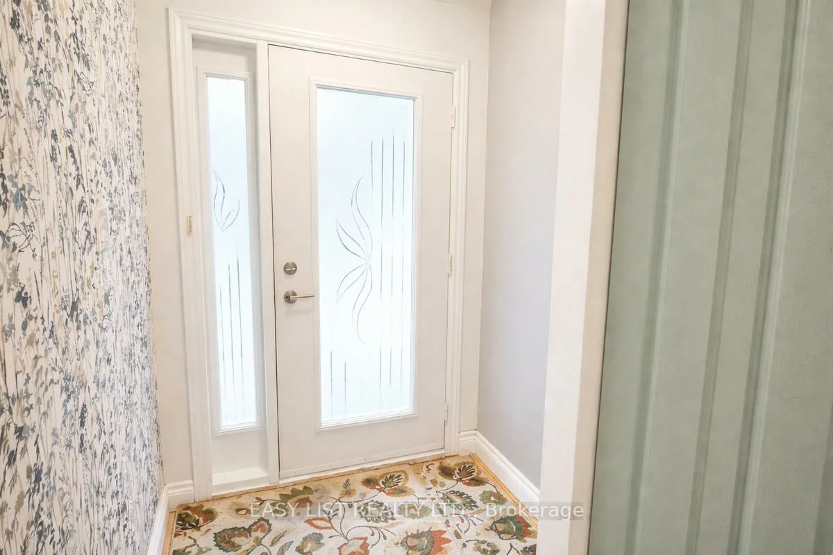 1320, Odessa, 1003 - CP College Park, Oakville