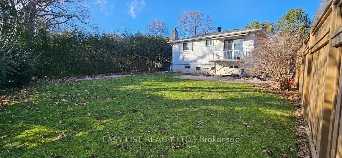 1320, Odessa, 1003 - CP College Park, Oakville