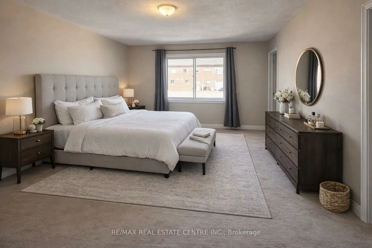 2491, Postmaster, 1019 - WM Westmount, Oakville