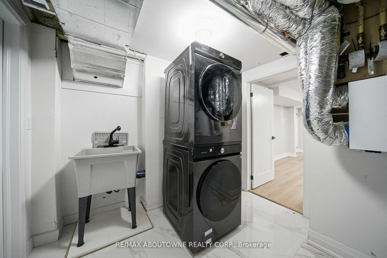 2091, Bridge, 1020 - WO West, Oakville