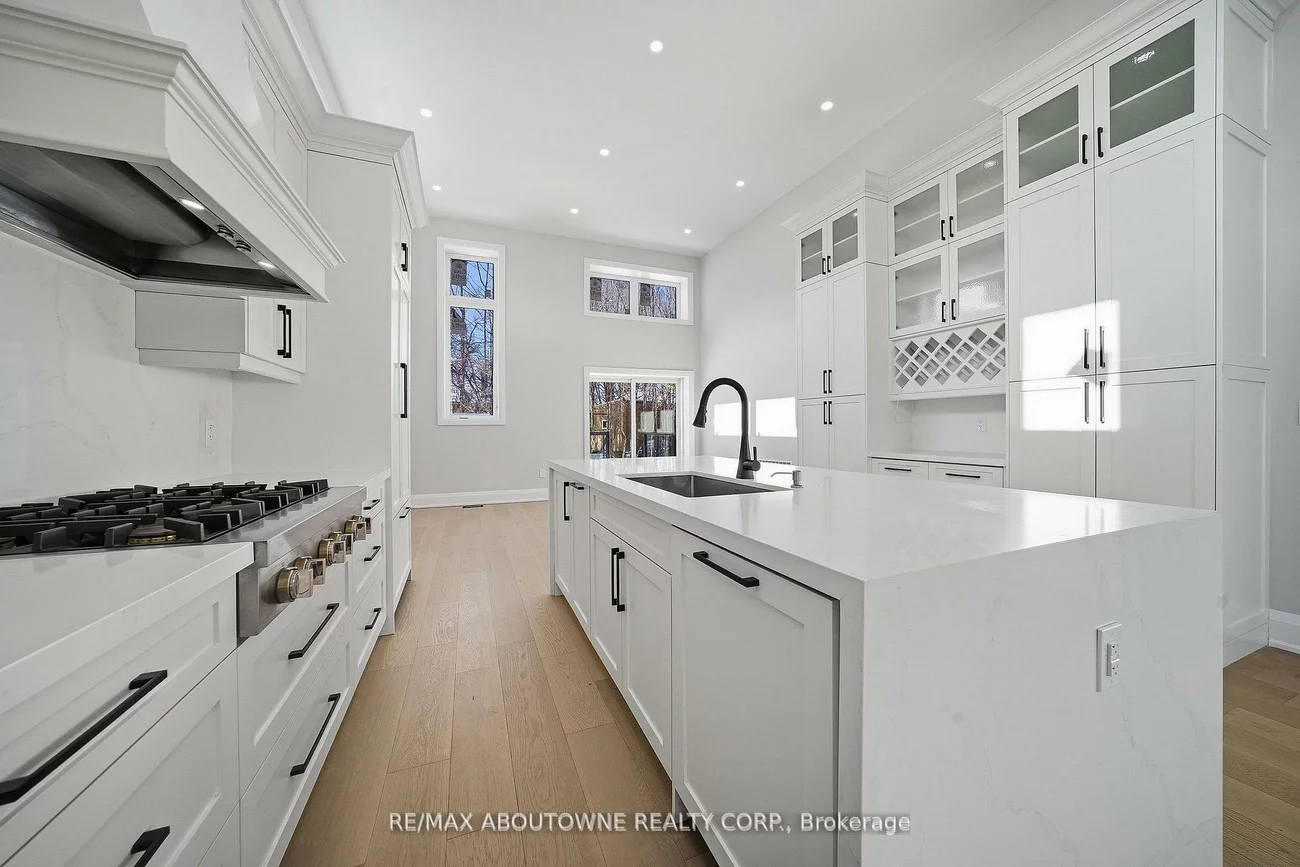 2091, Bridge, 1020 - WO West, Oakville