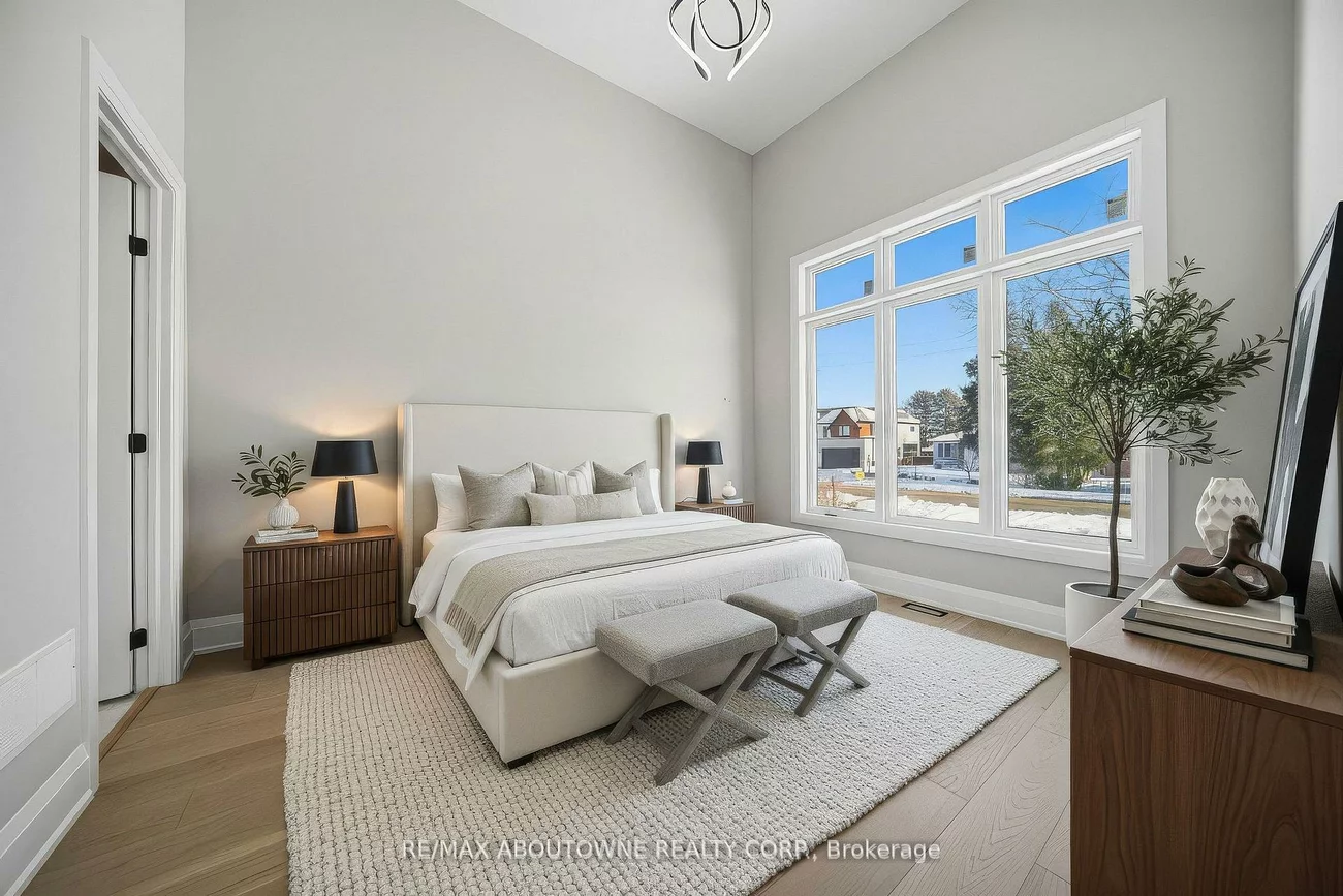 2091, Bridge, 1020 - WO West, Oakville