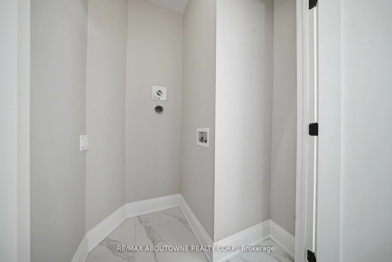 2091, Bridge, 1020 - WO West, Oakville