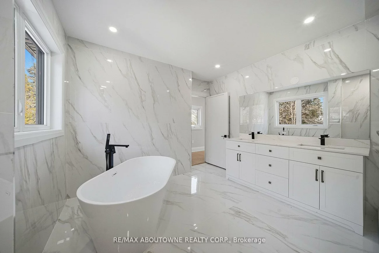 2091, Bridge, 1020 - WO West, Oakville