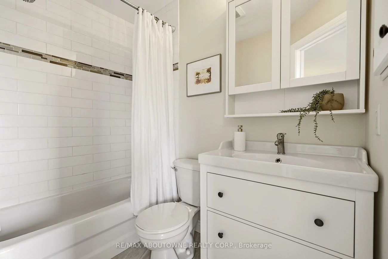 408, Fairgate, 1018 - WC Wedgewood Creek, Oakville