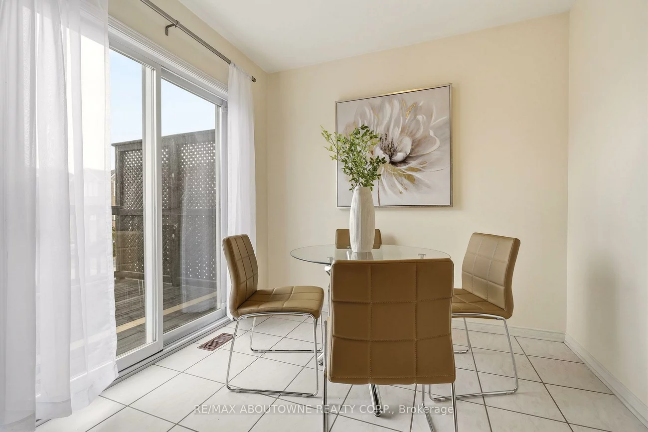 408, Fairgate, 1018 - WC Wedgewood Creek, Oakville