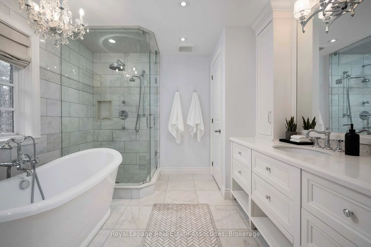 1175, Riverbank, 1015 - RO River Oaks, Oakville