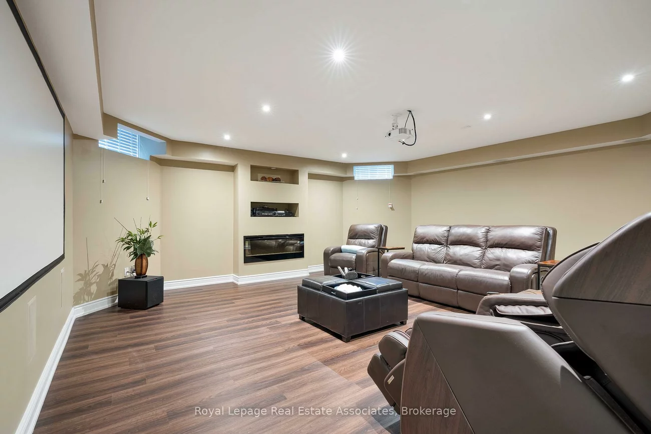 1175, Riverbank, 1015 - RO River Oaks, Oakville