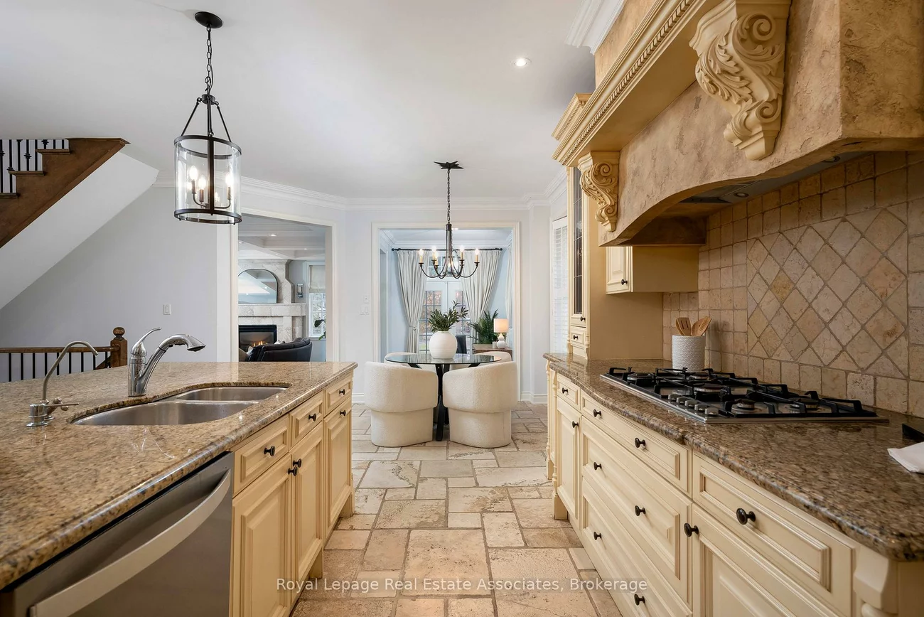 1175, Riverbank, 1015 - RO River Oaks, Oakville