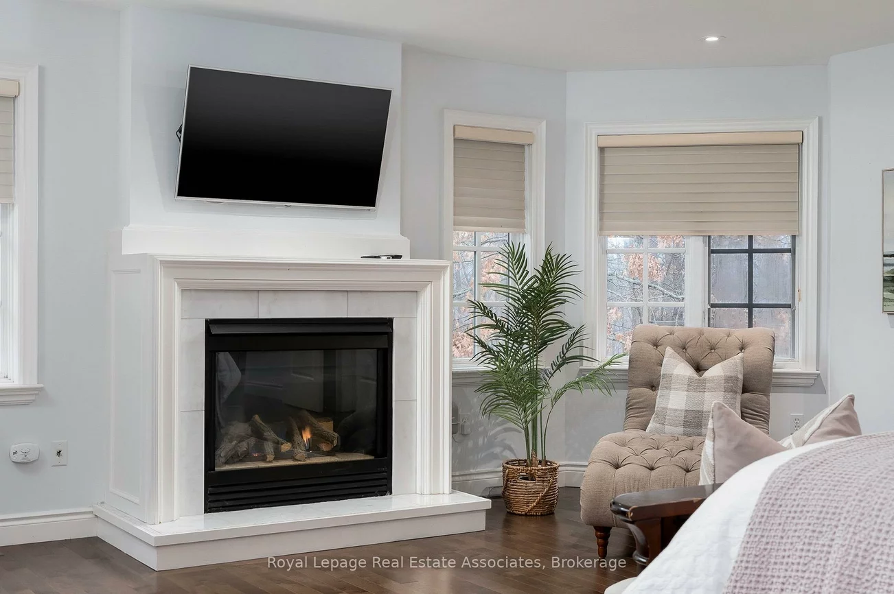 1175, Riverbank, 1015 - RO River Oaks, Oakville