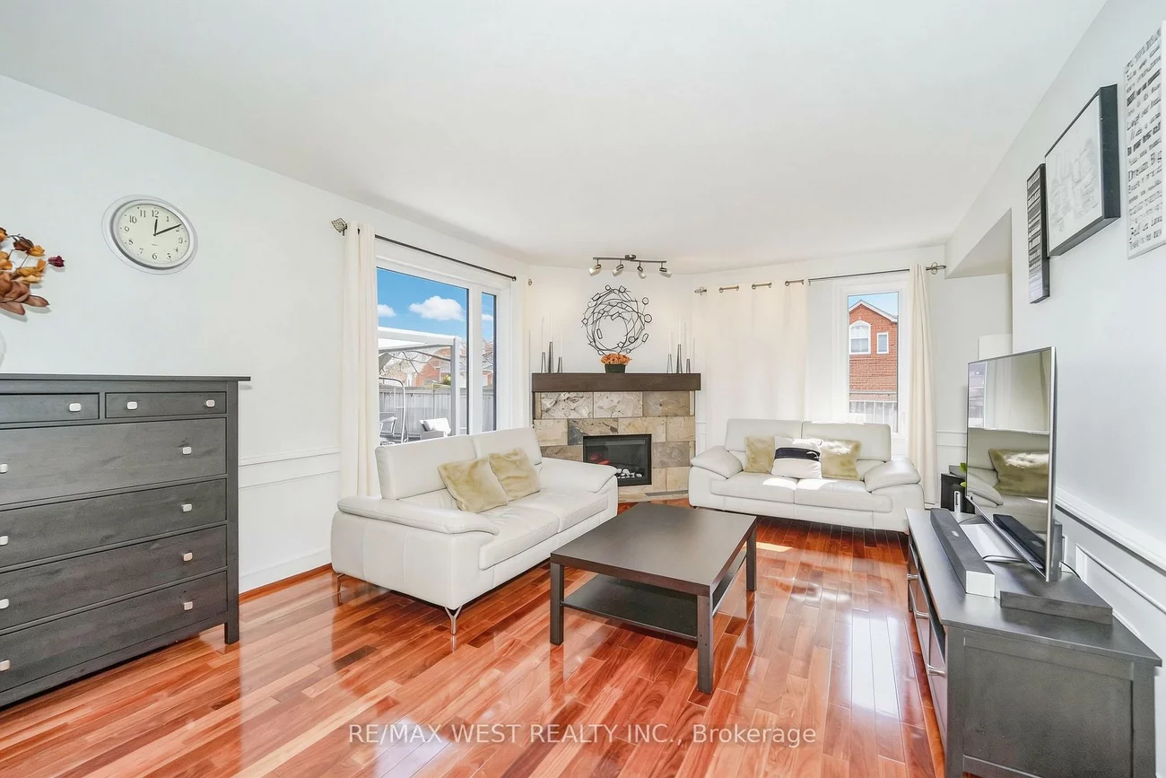 1155, Giles, 1007 - GA Glen Abbey, Oakville