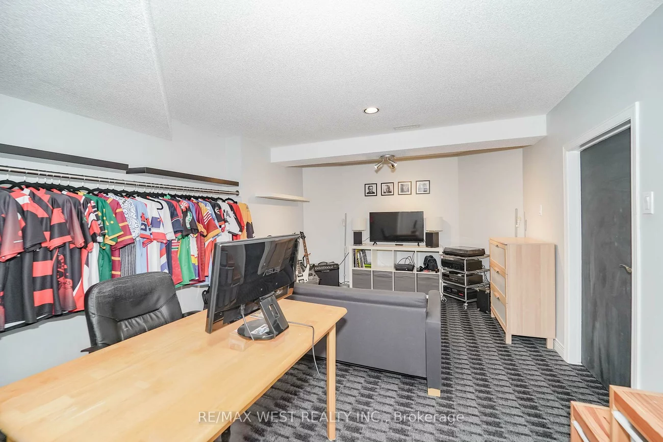 1155, Giles, 1007 - GA Glen Abbey, Oakville