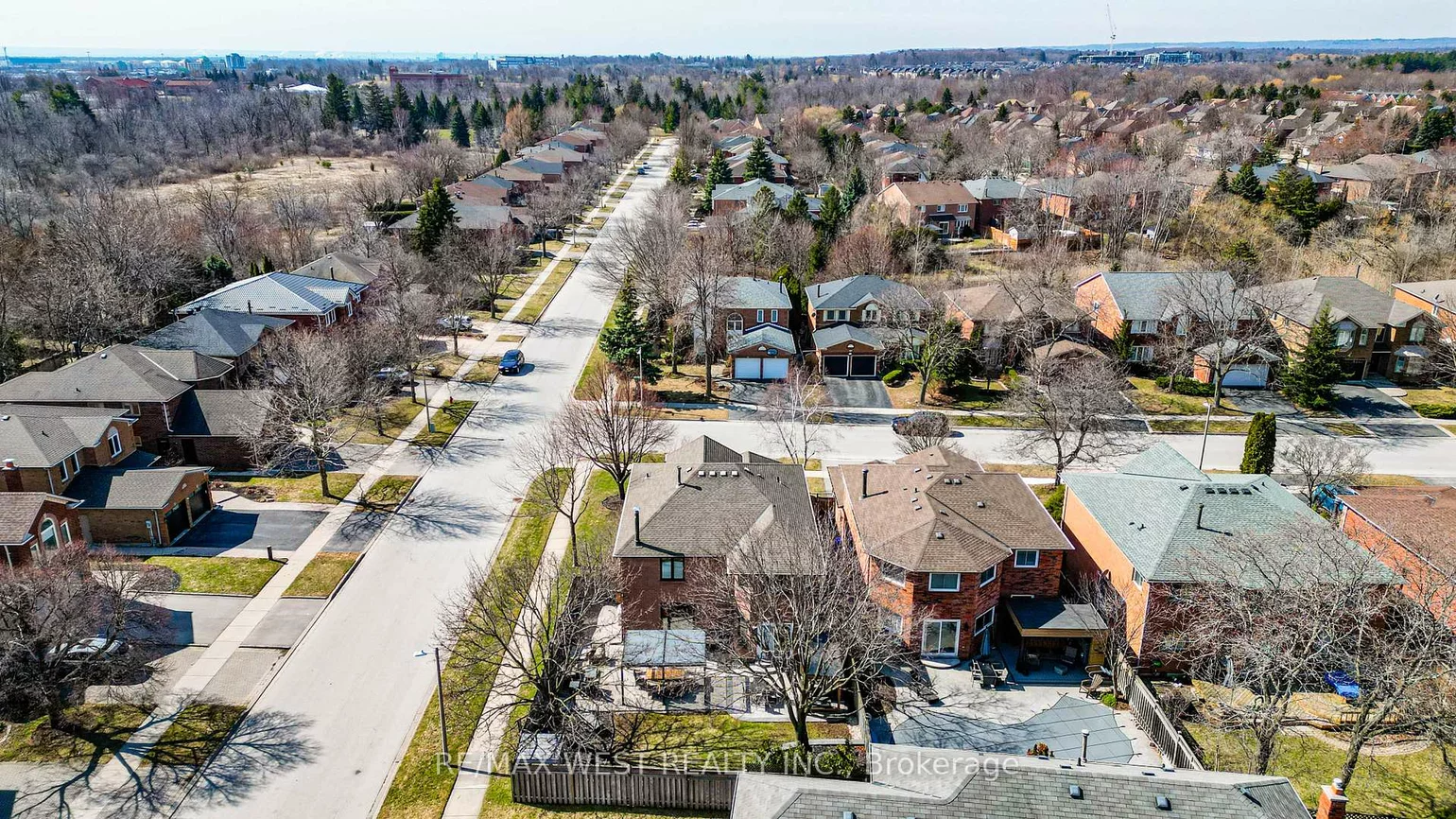 1155, Giles, 1007 - GA Glen Abbey, Oakville