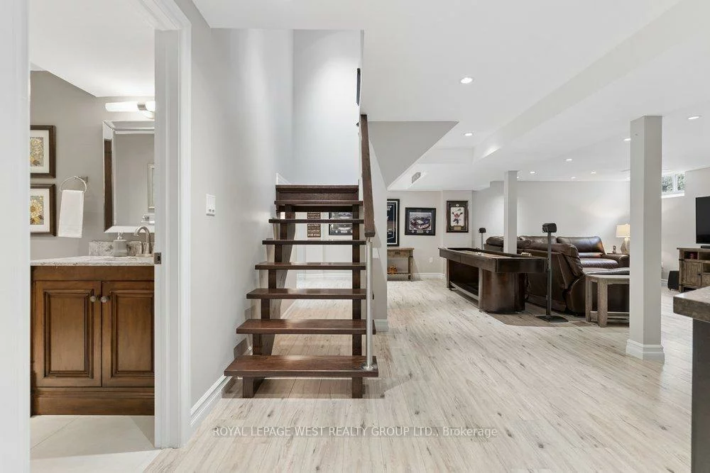 2293, Carpenters, 1007 - GA Glen Abbey, Oakville