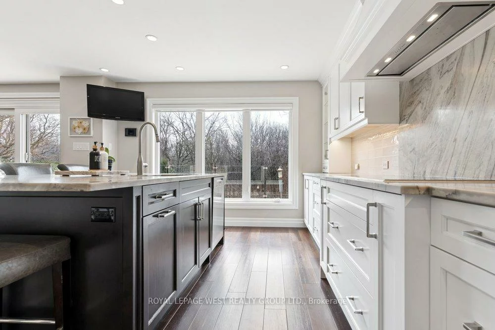 2293, Carpenters, 1007 - GA Glen Abbey, Oakville