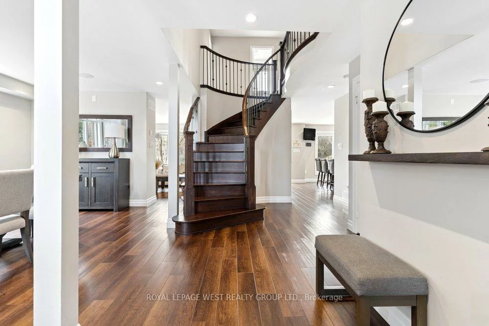 2293, Carpenters, 1007 - GA Glen Abbey, Oakville