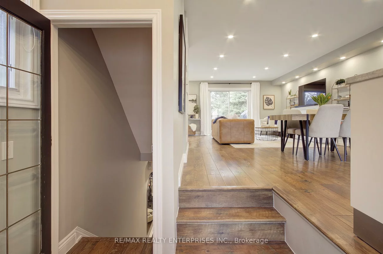 7, NORMANDY, 1002 - CO Central, Oakville