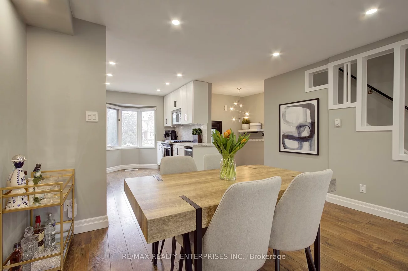 7, NORMANDY, 1002 - CO Central, Oakville