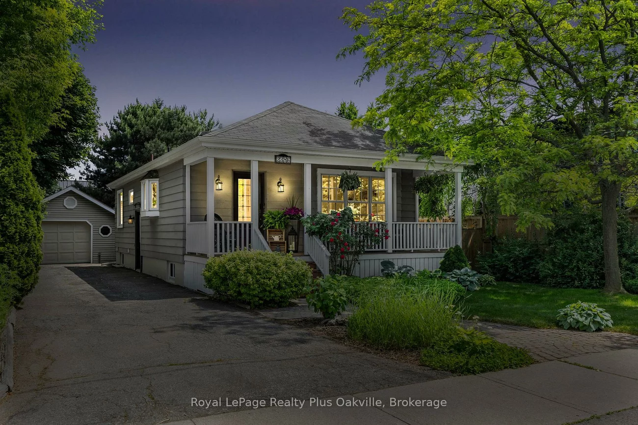 2386, Rebecca, 1001 - BR Bronte, Oakville