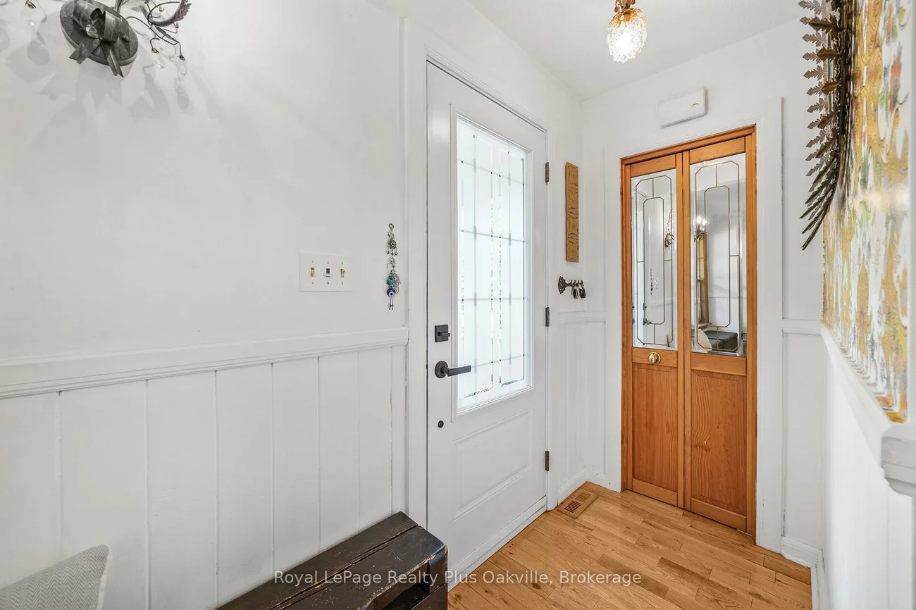 2386, Rebecca, 1001 - BR Bronte, Oakville