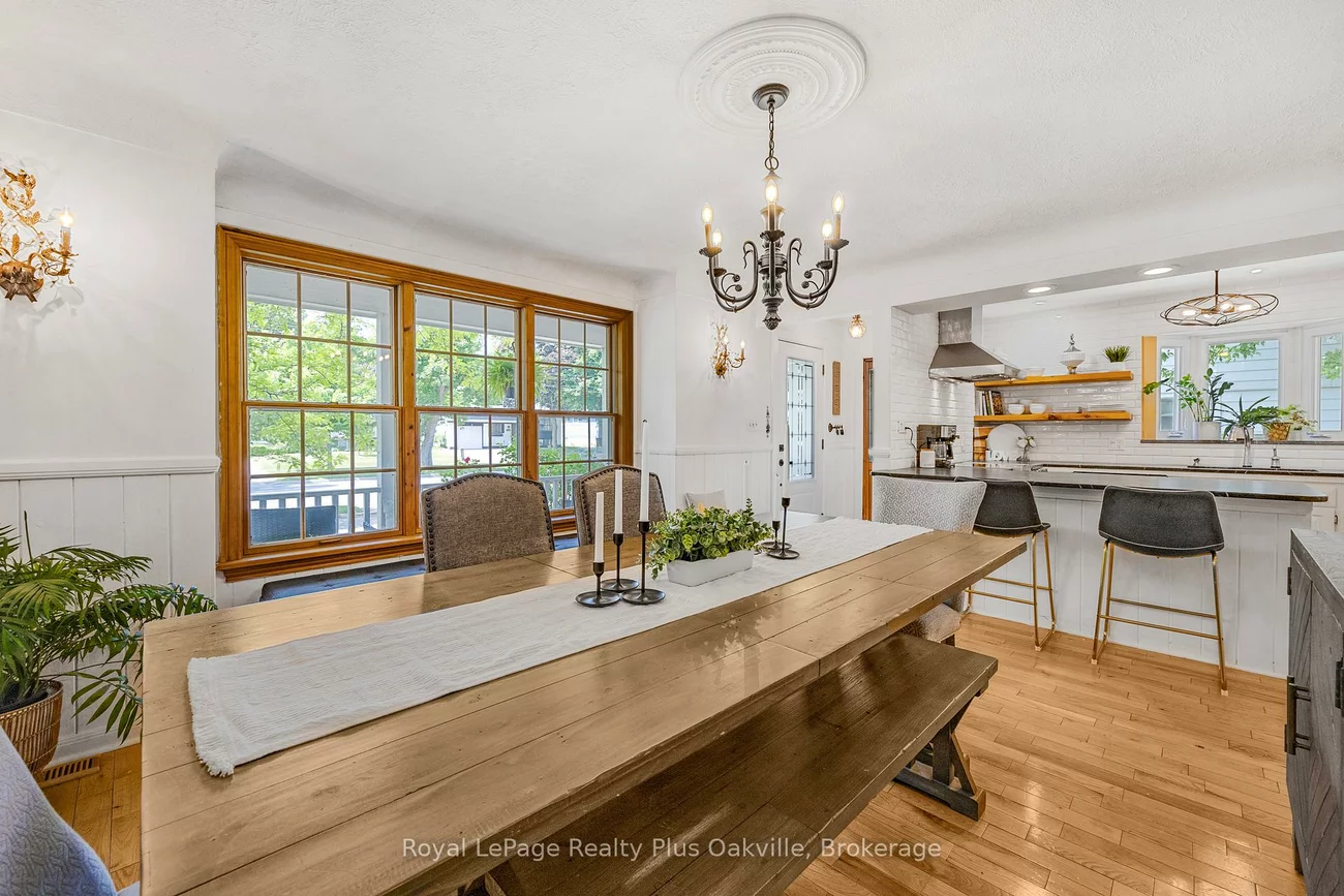 2386, Rebecca, 1001 - BR Bronte, Oakville